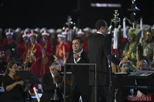 Cumhurbaşkanlığı Külliyesi'nde tarihi anlar! 30 Ağustos Zafer Bayramı coşkuyla kutlandı - 17