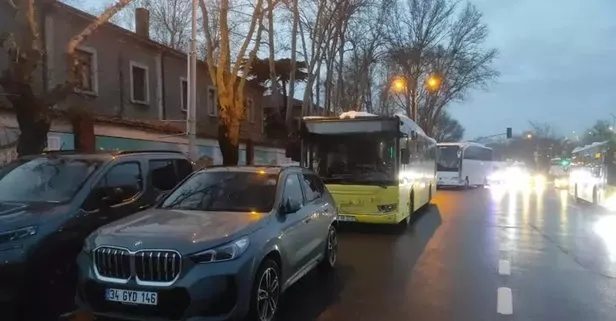 Şişli'de İETT otomobile çarptı: 2 yaralı