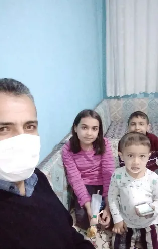 Kan hastalığı nedeniyle 2 çocuğunu toprağa veren Yalçın İnan, aynı hastalıkla mücadele  Kübra Nur ve Ömer Ali için çalışıyor