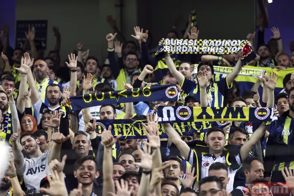 Fenerbahçe - Galatasaray derbisinden ekrana yansımayan kareler! Nefes kesen mücadele... - 15