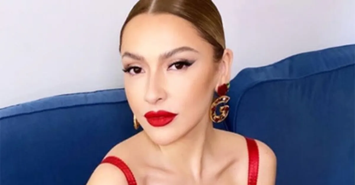 hadise nin mini etekli takiminin fiyati dudak ucuklatti sosyal medyayi sallayan pozlarin degeri soke etti galeri takvim
