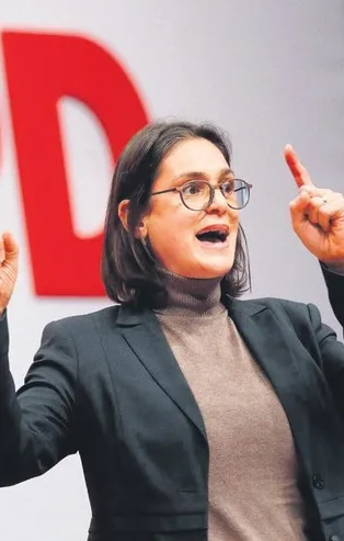 Alman partisine Türk yardımcı