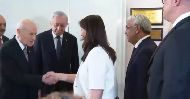 DEM Parti İmralı Heyeti Meclis'te MHP'yi ziyaret etti! Pervin Buldan: "Süreç hakkında Bahçeli'yi bilgilendirdik" | Bahçeli'den espri