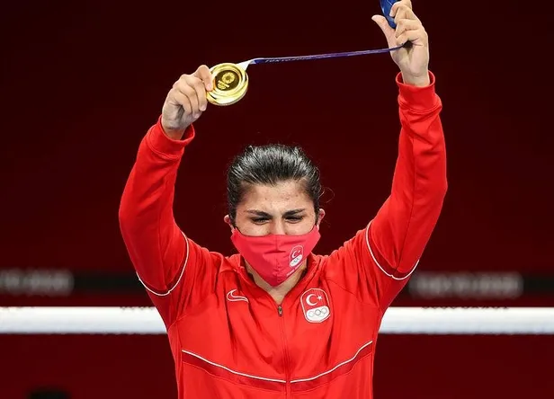 Olimpiyat şampiyonu Busenaz Sürmeneli: Madalyamı Cumhurbaşkanımıza hediye ediyorum-7