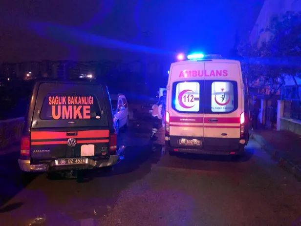Ankara'da bir ev kül oldu! Kardeşini son anda kurtardı-4