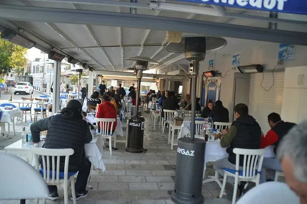 Son dakika: Yeme-içme, turizm, kırtasiye... Kontrollü normalleşme piyasaya milyarlarca TL'lik hareket katacak-4