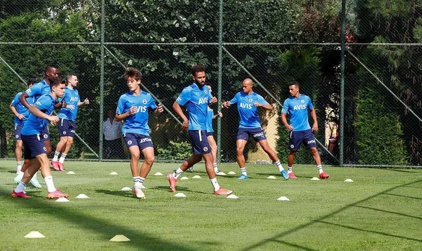 Fenerbahçe'nin yeni sezon öncesi hazırlık maçı programı belli oldu!-5