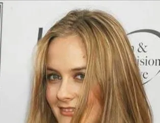 Alicia Silverstone