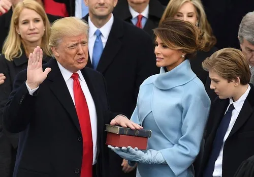 Trump dönemi resmen başladı-4