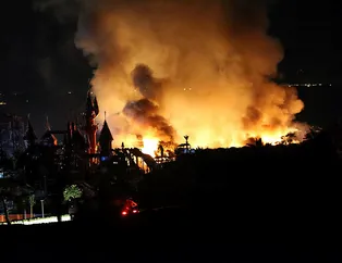 5 yıldızlı oteldeki yangın güçlükle kontrol altına alındı