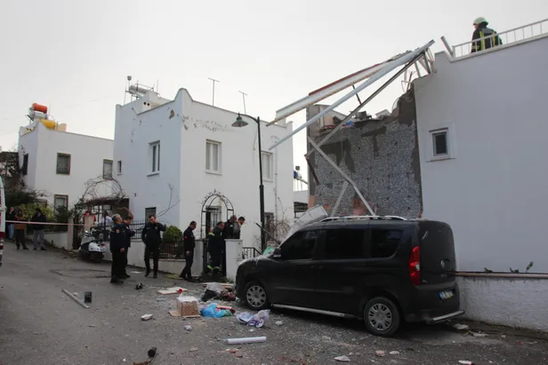 Bodrum'da sitede korkutan patlama! Herkes sokağa kaçtı-6
