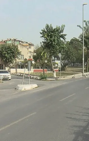 Bu yola dikkat! Mahalleli isyan etti: Bir an önce önlem alınsın