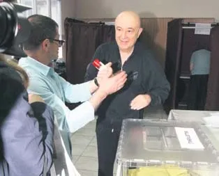 İşadamları sandık başında