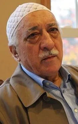 FETÖ üyelerine namazı yasaklamış