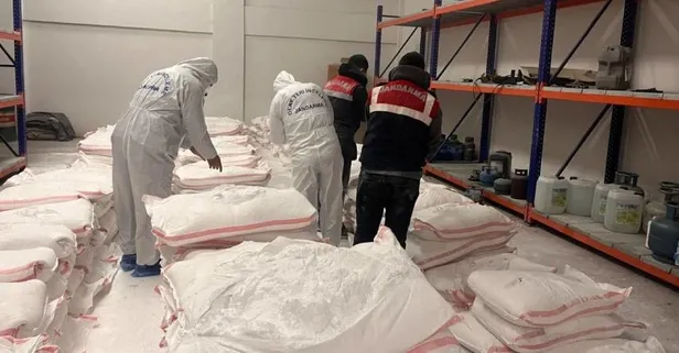 Bitlis'te zehir tacirlerine darbe! Bebek pudrasına karıştırılmış 250 kilo uyuşturucu ele geçirildi!