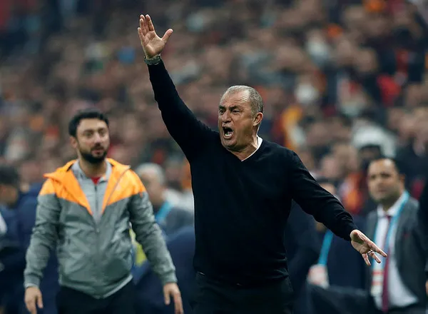 fatih-terimli-galatasaray-avrupada-92-sinavinda-1637738810245.jpg Fatih Terim'li Galatasaray Avrupa'da 92. sınavında-2
