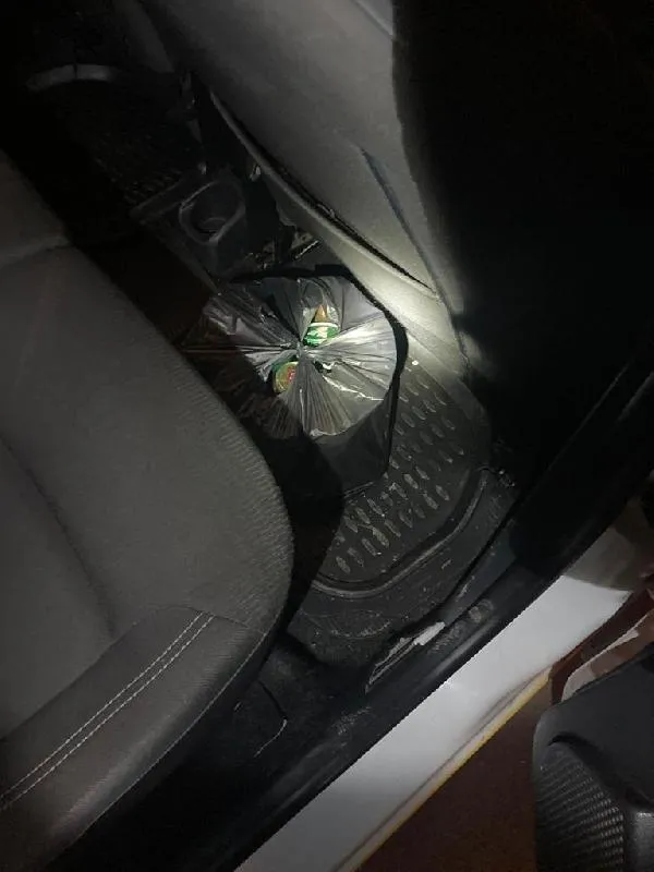 SON DAKİKA: Kural dinlemeyen taksici denetimde yakalandı: Evlere içki servisine 6 bin 150 lira ceza-4