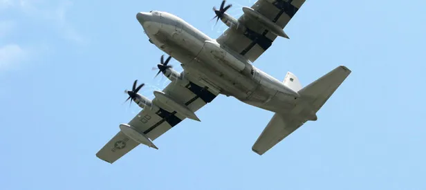 ABD'de askeri uçak düştü! Onlarca kişi öldü