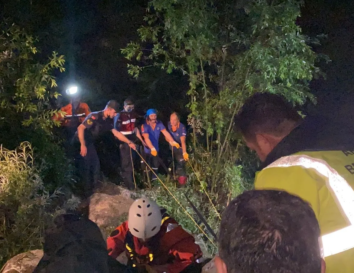 Sel sularına kapılan yaşlı adama ulaşıldı