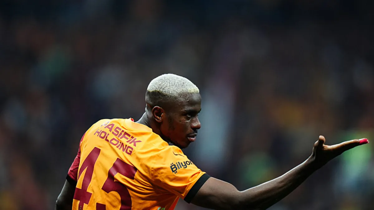 Victor Osimhen transferinde flaş gelişme! Tekliften vazgeçtiler