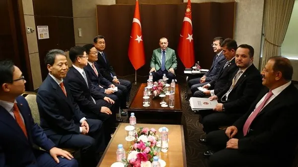 Cumhurbaşkanı Erdoğan Samsung tesislerini gezdi-3