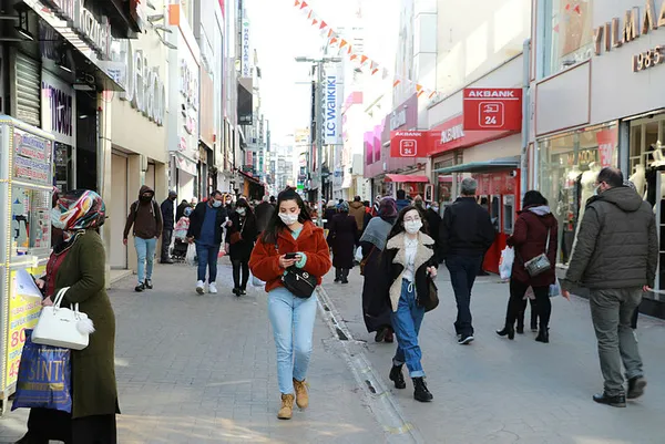 Son dakika: 15-21 Şubat koronavirüs vaka haritasında en riskli illerden biriydi! Samsun'da caddelere girişte HES zorunluluğu-3