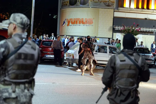 Özel harekat, jandarma, çevik kuvvet geldi! Tokat'ta ortalık karıştı-3