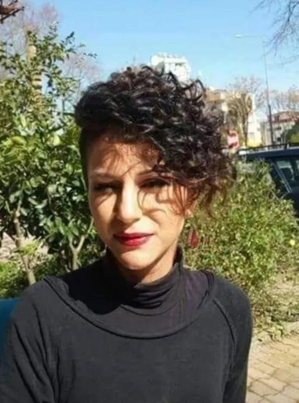 antalyada-korkunc-cinayet-cani-kocanin-dehsete-dusuren-google-aramalari-1631018075870.jpg Antalya'da korkunç cinayet! Cani kocanın dehşete düşüren Google aramaları-4