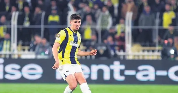 13 futbolcu milli mesaide!