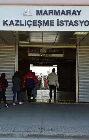 CHP'li İBB Marmaray Çevre Düzenlemesini yarım bıraktı! "Bir çivi bile çakmadılar"