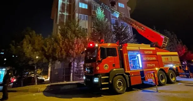 Kayseri’de madde bağımlısı genç evini yaktı!