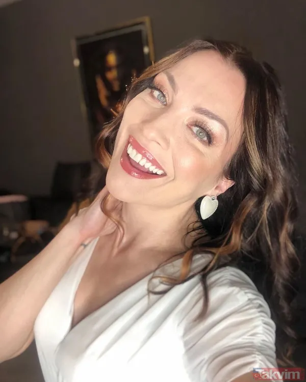 Arzu Yanardağ siyah bikinisiyle salıncakta verdiği pozla sosyal medyayı yıktı geçti! Gören bir daha baktı ‘Kim der bir çocuk annesi’ - 17