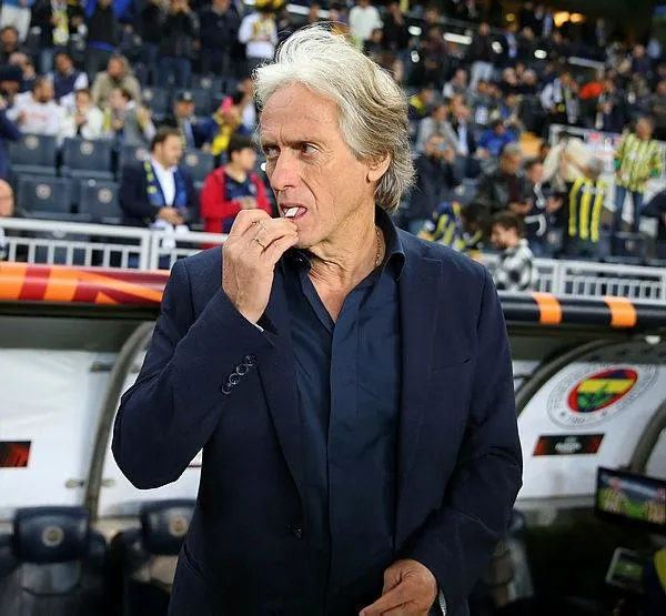 sergen-yalcin-sessizligini-bozdu-jorge-jesus-ve-arda-guler-aciklamasi-hangi-kuluplerden-teklif-aldi-1667334834540.jpeg Sergen Yalçın sessizliğini bozdu! Jorge Jesus ve Arda Güler açıklaması! Hangi kulüplerden teklif aldı?-13