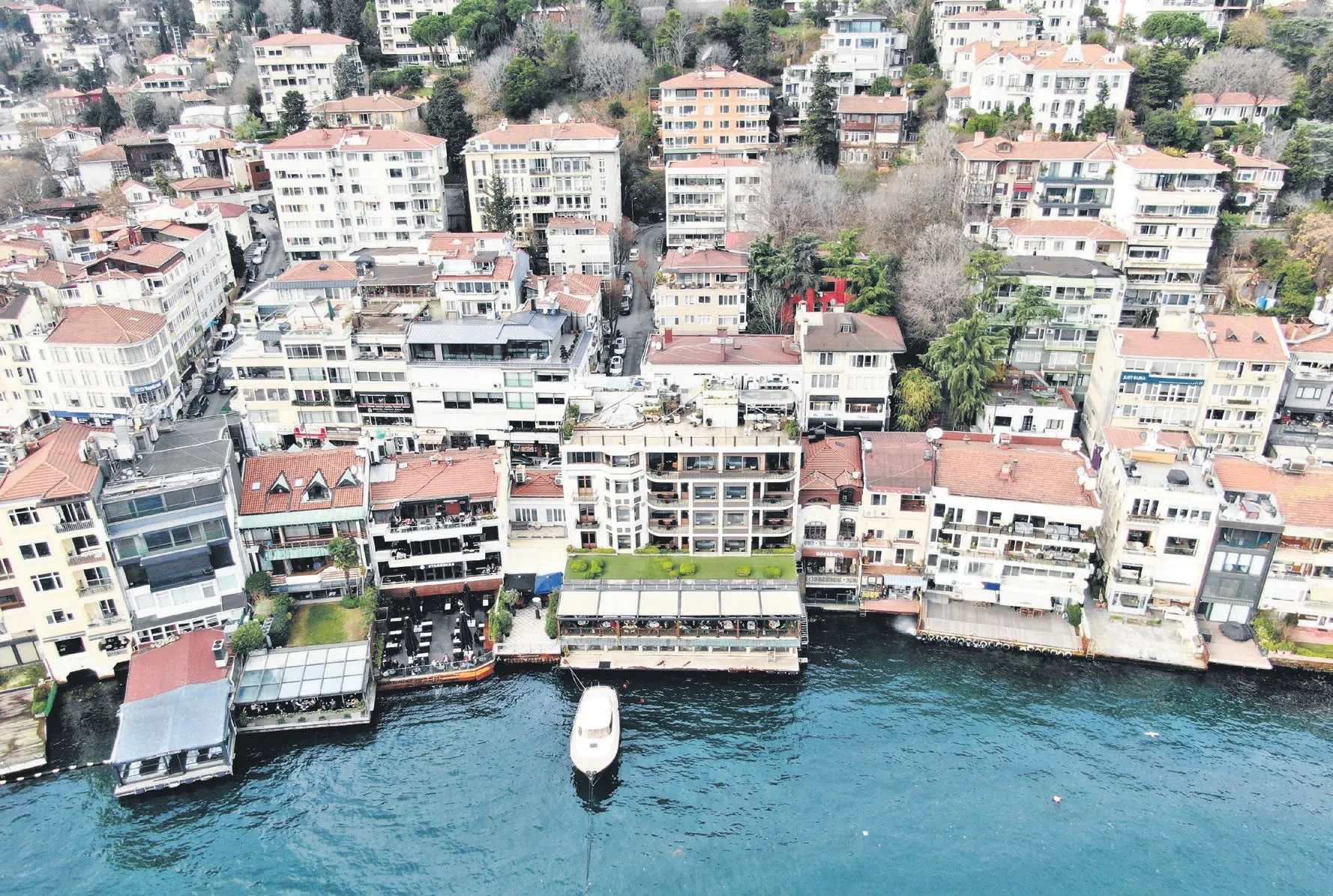 Kaçak yapılar yıkıldı