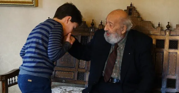 Bakan Albayrak’tan Ara Güler paylaşımı