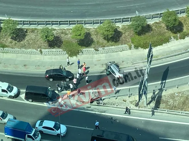 istanbulda-kaza-hasdal-kemerburgaz-yolunca-bariyere-carpan-cip-devrildi-1693564902508.jpg İstanbul'da kaza! Hasdal Kemerburgaz yolunda bariyere çarpan cip devrildi-4