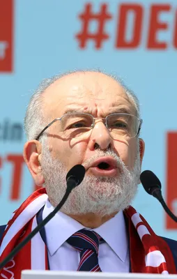 SP Genel Başkanı Karamollaoğlu: "Hızlı tren hizmet değil"