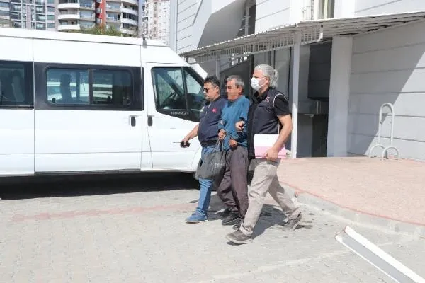 Terör saldırısını öven şüpheli Mersin'de gözaltına alındı-3