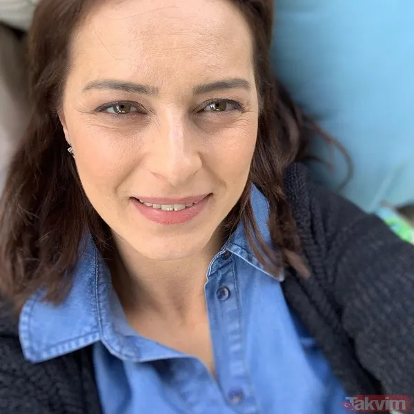 Kırmızı Oda’nın Barlas’ı ile Derya’sı hakkında şaşırtan gerçek! Emre Altuğ ve Ayça Bingöl’ün yaş farkı dikkat çekti duyan inanamadı eğer... - 1