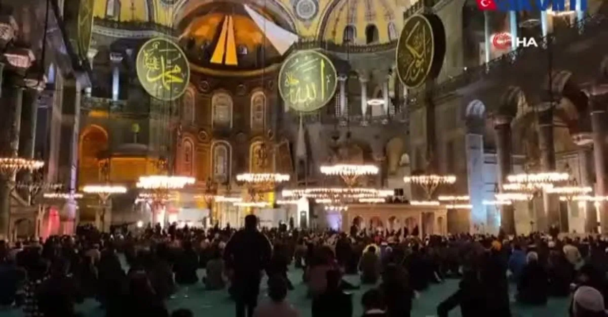 Ayasofya Camii’nde Mi’raciye okundu