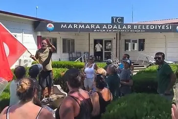 Avşa’da CHP’li belediyeye Konser değil su istiyoruz tepkisi