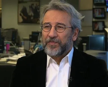 Alçak Dündar İslam’a hakaret etti