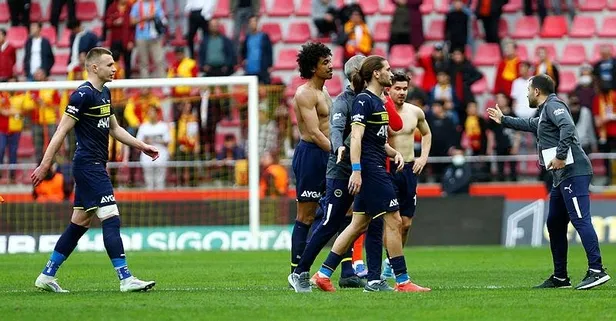 Fenerbahçe Kayseri'de gol olup yağdı! Deplasmanda 4 gollü galibiyet