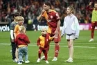 Dries Mertens kızına Türkçe isim koyacak!