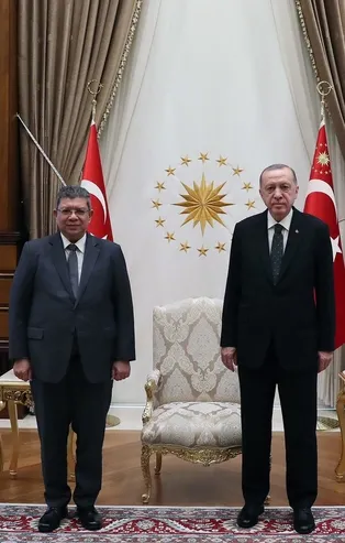 Başkan Erdoğan Malezya Dışişleri Bakanı Saifuddin Abdullah’ı kabul etti