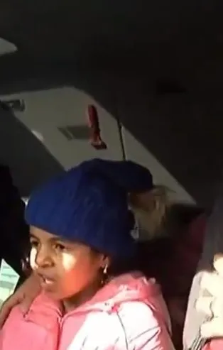 Son dakika: Ailesini Yunanistan sınırında kaybeden 12 yaşındaki Menice ailesine kavuştu