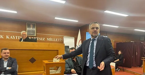 Bayrampaşa Belediye Başkan Vekilliğine AK Parti'li İbrahim Akın seçildi