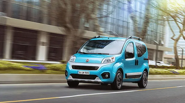 fiat-2021-subat-ayi-100-bin-tl-sifir-faizli-krediyle-otomobil-kampanyasi-iste-fiat-egea-doblo-ve-fiorino-guncel-fiyat-listesi-1612687650605.jpg
