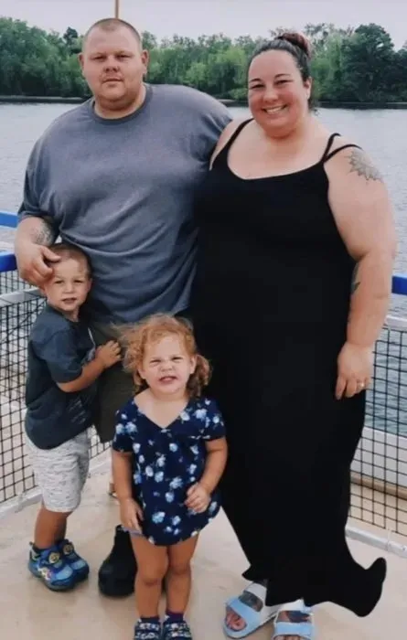 2-yilda-88-kiloyu-bu-sayede-verdi-2-cocuk-annesi-tek-bir-olay-sonrasi-donusum-yasadi-sadece-bu-2-yontemi-dened-1720106515588.jpeg 2 çocuk annesi tek bir olay sonrası dönüşüm yaşadı! 2 yılda 88 kiloyu bu sayede verdi! "Bu 2 yöntemi denedim..."-6