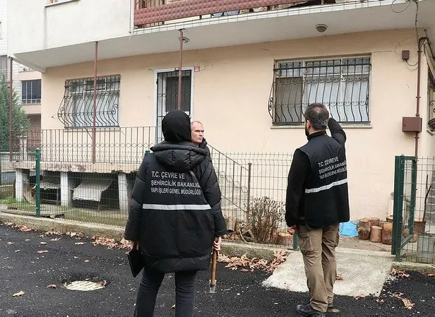 duzce-valisi-ataydan-golyakadaki-59-buyuklugundeki-depremin-ardindan-bolgedeki-son-durumu-paylasti-1669926835541.jpeg Düzce Valisi Atay, Gölyaka'daki 5,9 büyüklüğündeki depremin ardından bölgedeki son durumu paylaştı-3